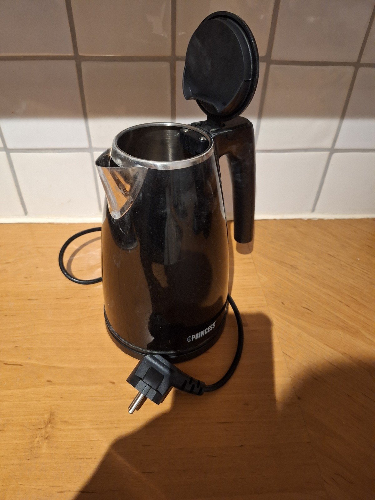waterkoker  €5, 1 tot 2 liter, Ophalen of Verzenden
