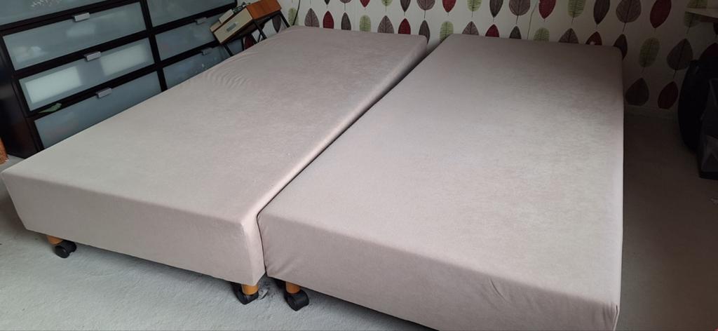 2x onderstel boxspring 90x200, Gebruikt, 90 cm, Eenpersoons, Beige
