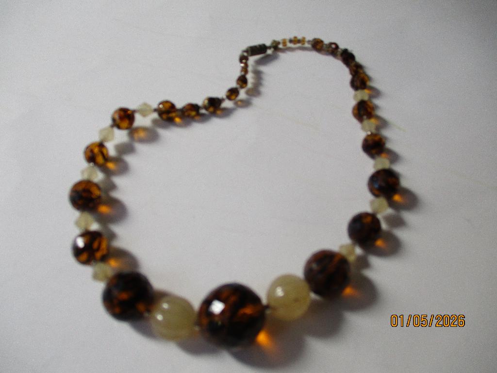 ketting Geslepen glazen kralen 41 cm lang koperen sluiting, Ophalen of Verzenden, Overige materialen, Ketting