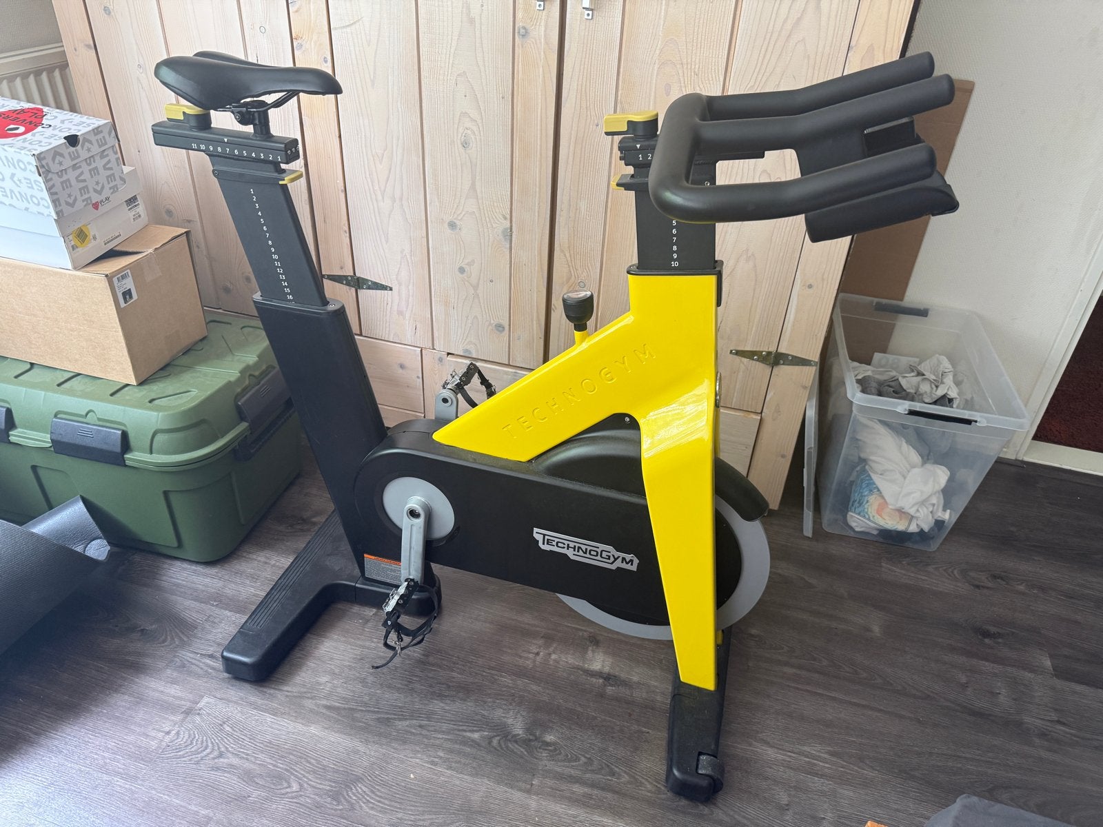 Technogym Spinningfiets - Zo goed als nieuw, Ophalen, Spinningfiets, Zo goed als nieuw, Metaal
