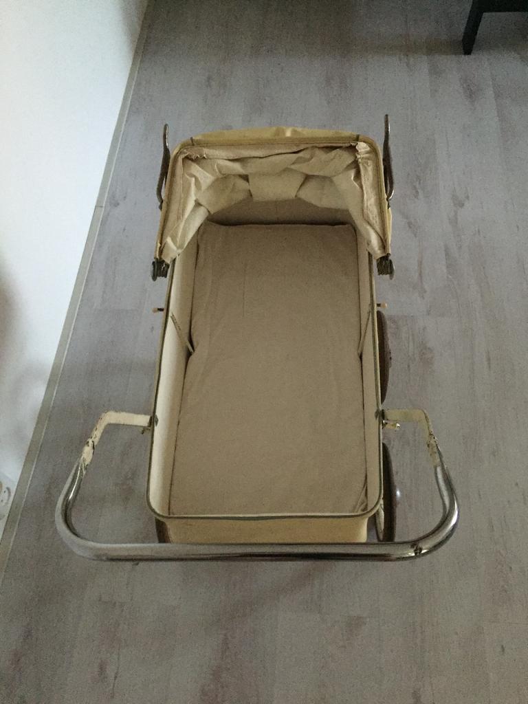 Vintage Kinderwagen - Crème Retro Stijl, Gebruikt, Ophalen of Verzenden, Met reiswieg, Kinderwagen