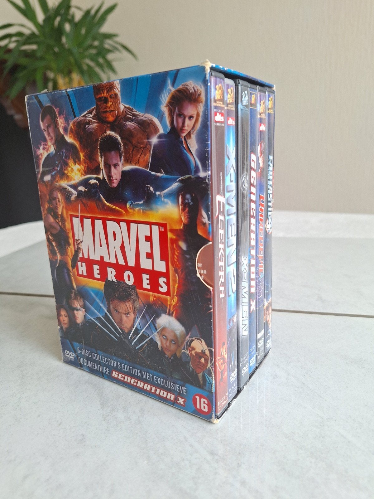 MARVEL  HEROES   DVD BOX  // Totaal  7 DVD's, Alle leeftijden, Ophalen of Verzenden, Zo goed als nieuw