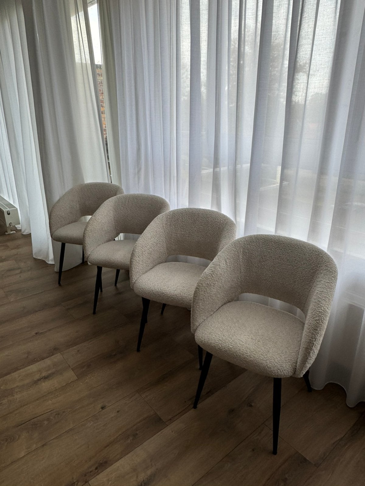 Eettafel stoelen, Beige, 4 stuks, Huis en Inrichting, Ophalen, Zo goed als nieuw, Overige kleuren, Vier