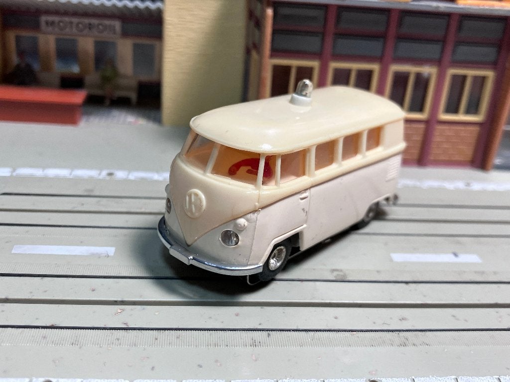 Faller AMS VW Bus Ambulance mooi cv met vlakanker V4, Kinderen en Baby's, Speelgoed | Racebanen, Ophalen of Verzenden, Elektrisch