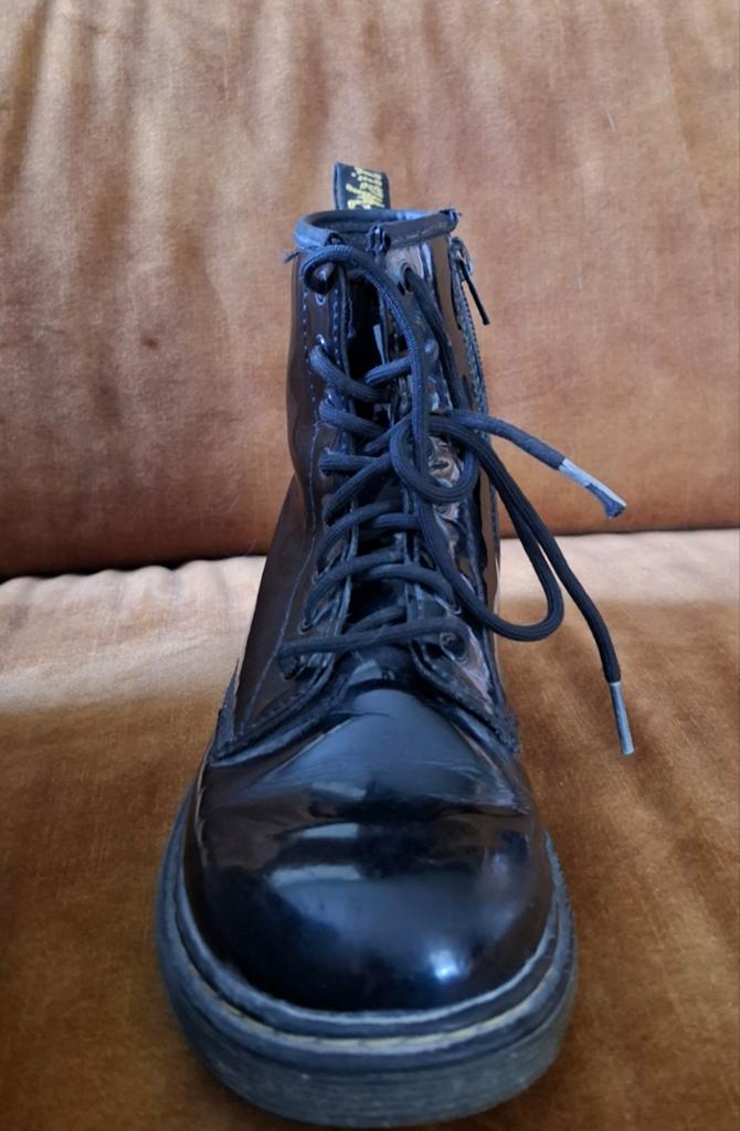 Dr. Martens lakleren laarzen maat 36, Kleding | Dames, Schoenen, Zwart, Lage of Enkellaarzen, Ophalen of Verzenden, Dr. Martens
