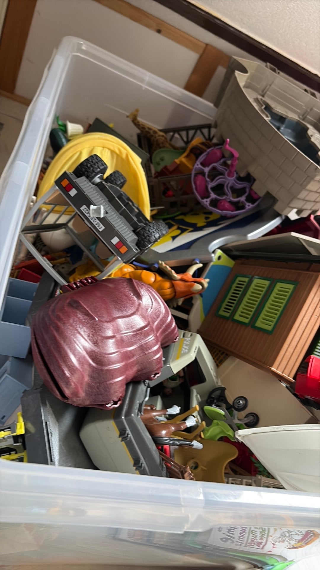 Grote bak met playmobil, Ophalen, Zo goed als nieuw