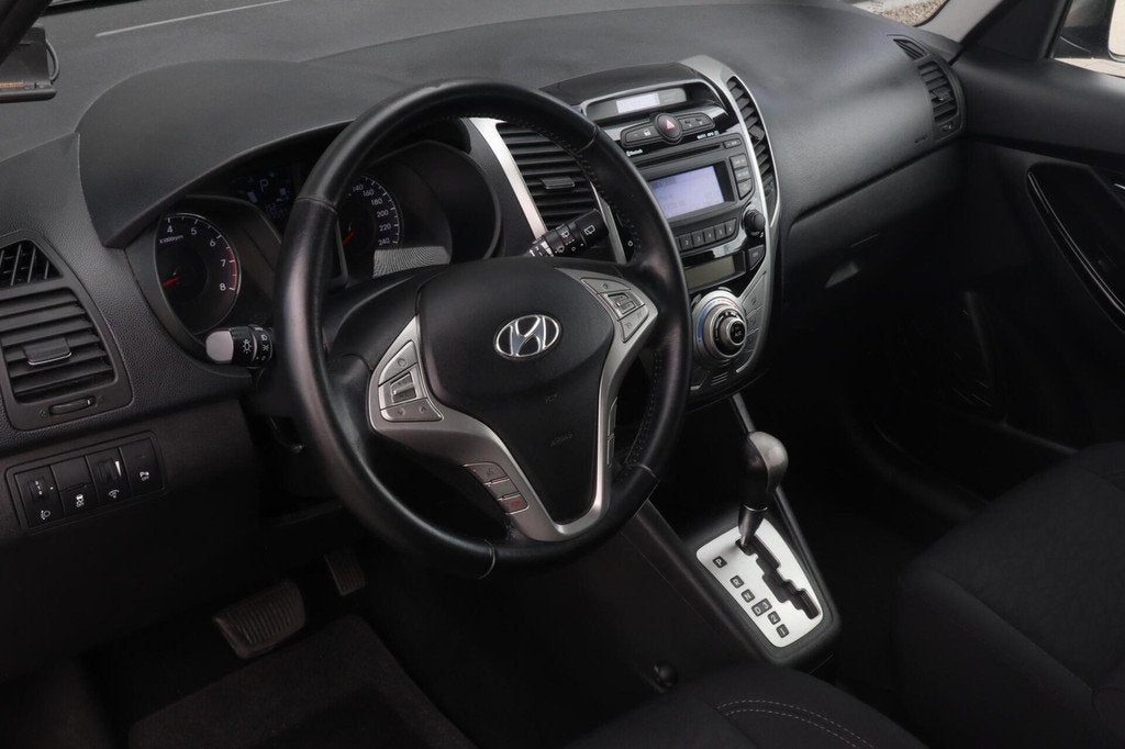 Hyundai ix20 1.6i i-Vision AUTOMAAT, CLIMATE, PDC, CRUISE, Auto's, Hyundai, Euro 5, 4 cilinders, Bruin, Bedrijf