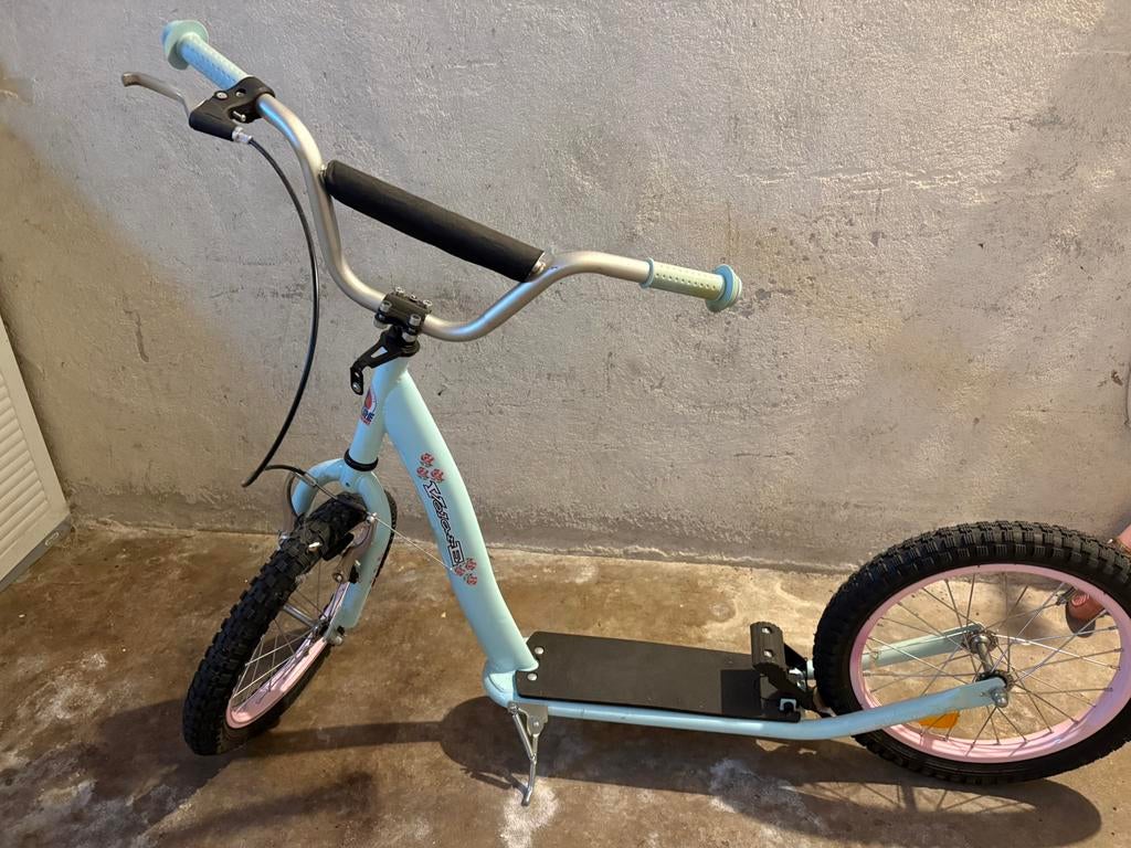 Meisjes step, Fietsen en Brommers, Steps, Ophalen, Zo goed als nieuw, Gewone step