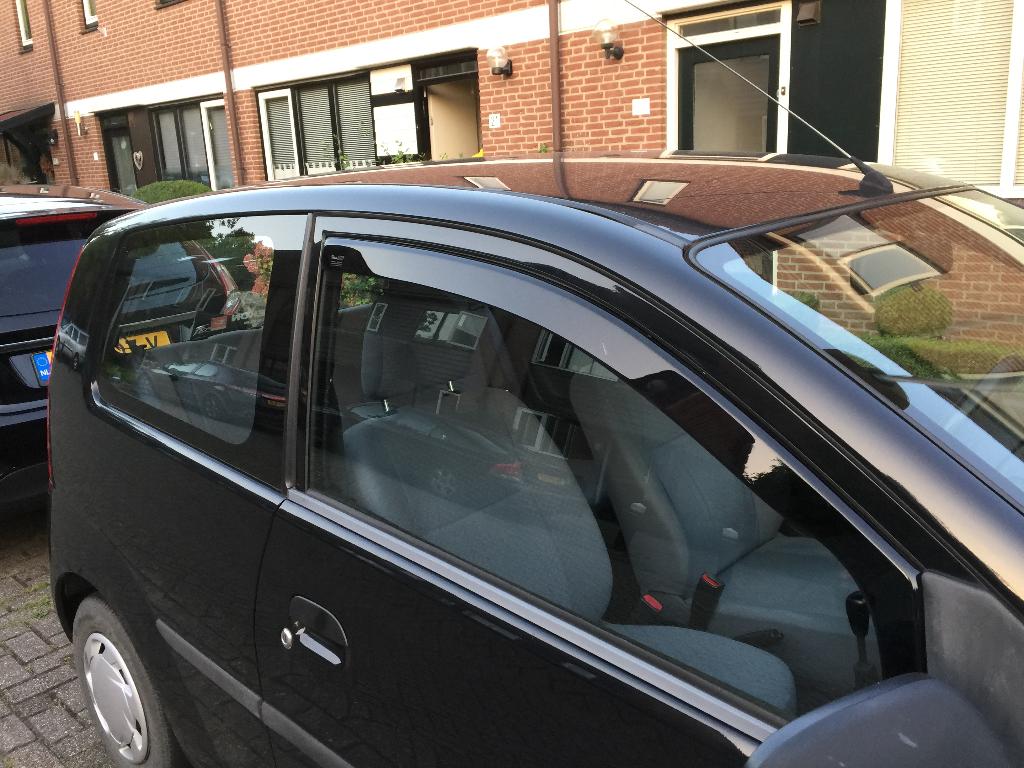 Zijwindschermen Daihatsu raamspoilers pasvorm donker Cuore, Auto diversen, Ophalen of Verzenden, Nieuw