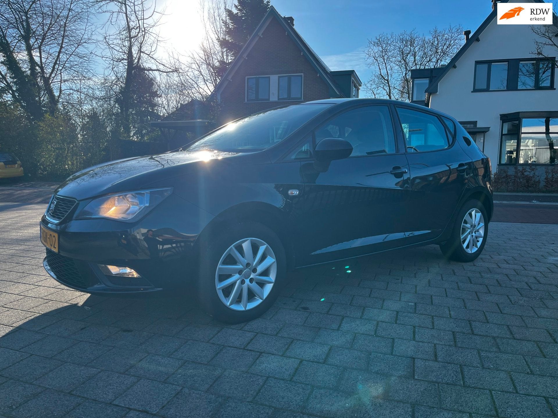 Seat Ibiza 1.2 TSI Chill Out plus Ecc Trekh Isofix NW APK LM, Voorwielaandrijving, Euro 5, Zwart, 990 kg