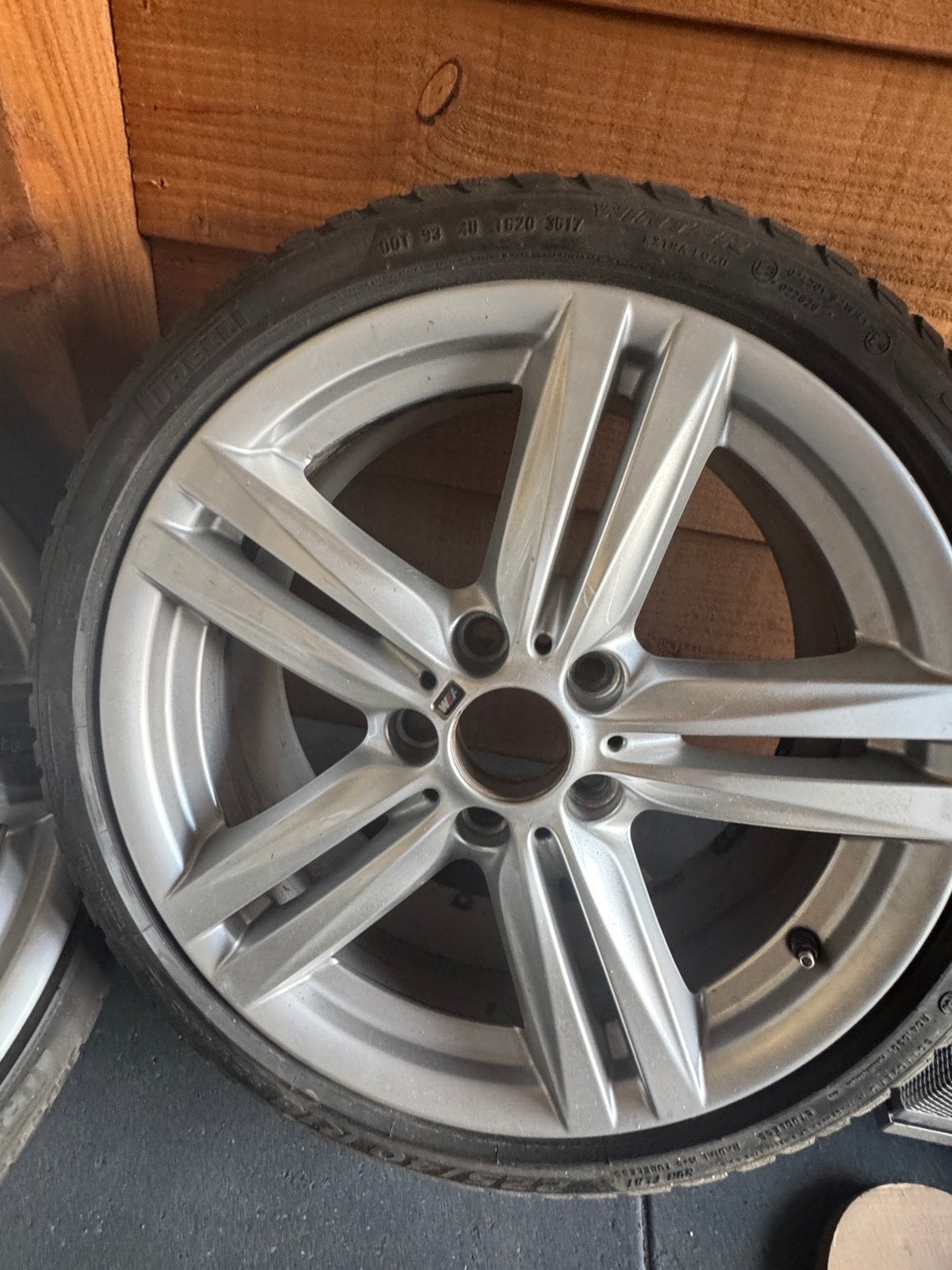 BMW Styling 386M 18 inch velgen + banden, Ophalen, 18 inch, Winterbanden, 225 mm