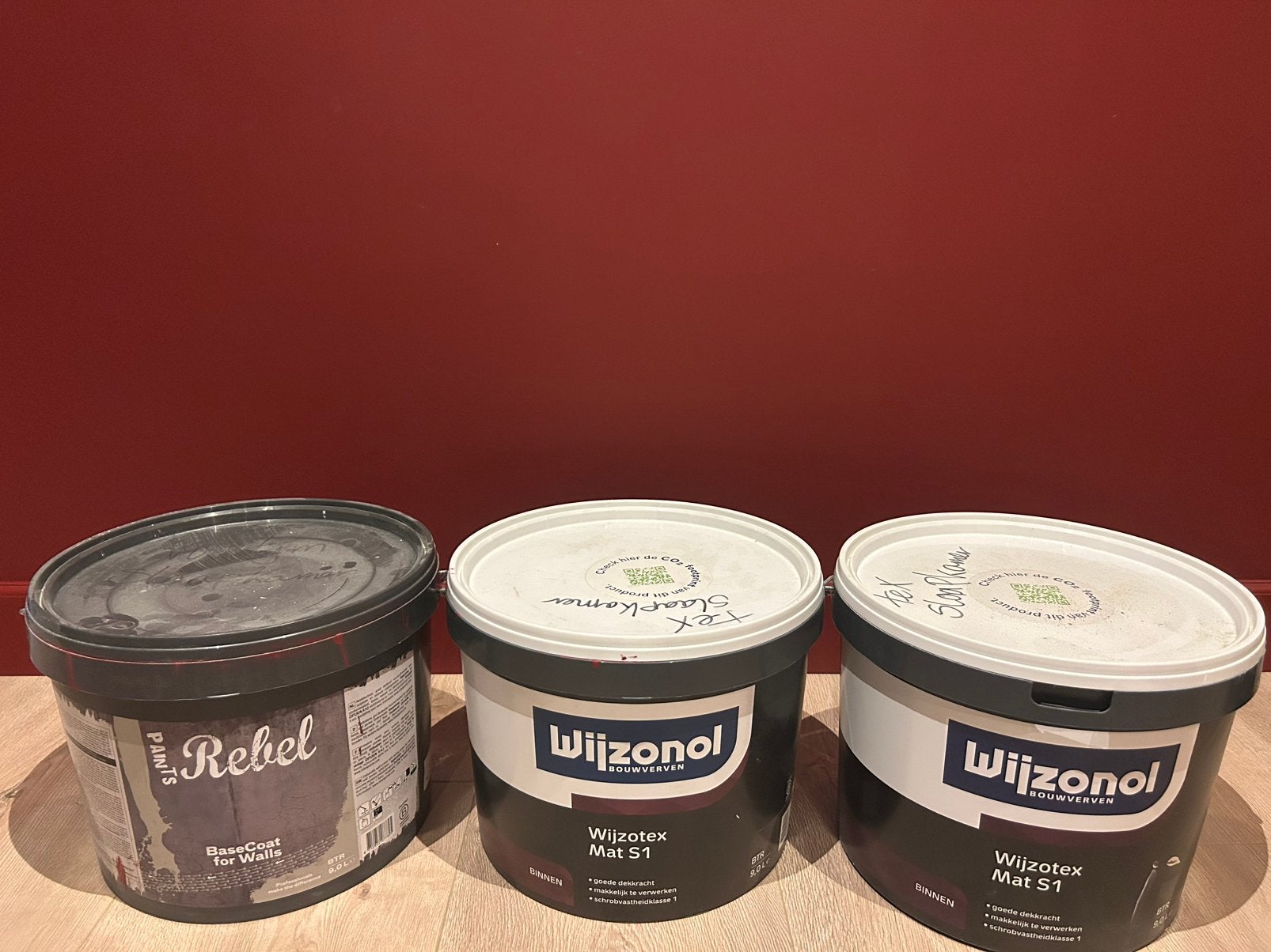 Muurverf wijzonol, Ophalen, Zo goed als nieuw