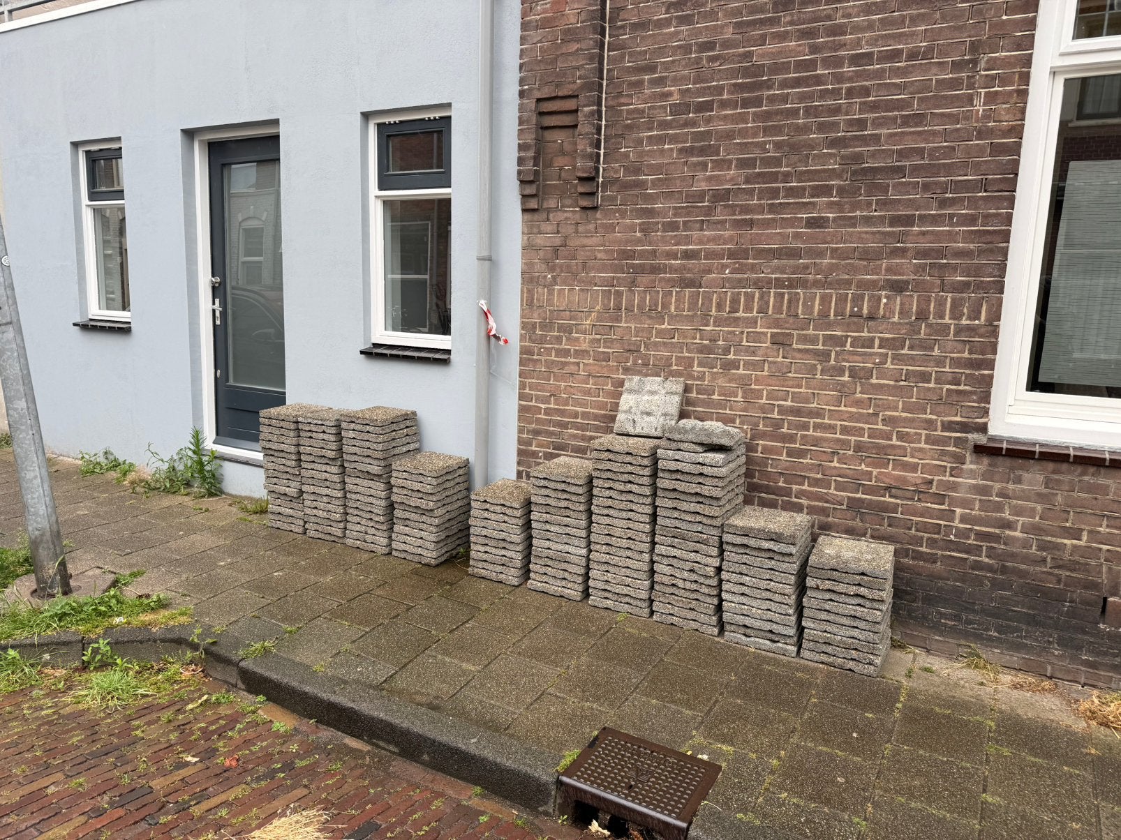 Dak drainage grindtegels 30x30cm GRATIS AF TE HALEN, Tuin en Terras, Tegels en Klinkers, Gebruikt, Ophalen of Verzenden, 10 m² of meer