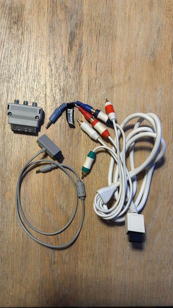 Diverse kabels: Scart, Component, Audio/Video Gaming, Computers en Software, Pc- en Netwerkkabels, Zo goed als nieuw, Ophalen of Verzenden