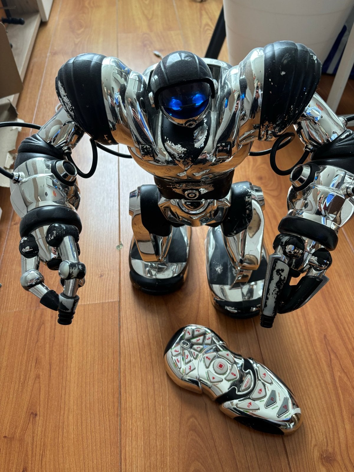 Interactieve Robot met Afstandsbediening - Zilver/Zwart, Ophalen of Verzenden, Gebruikt, Jongen of Meisje