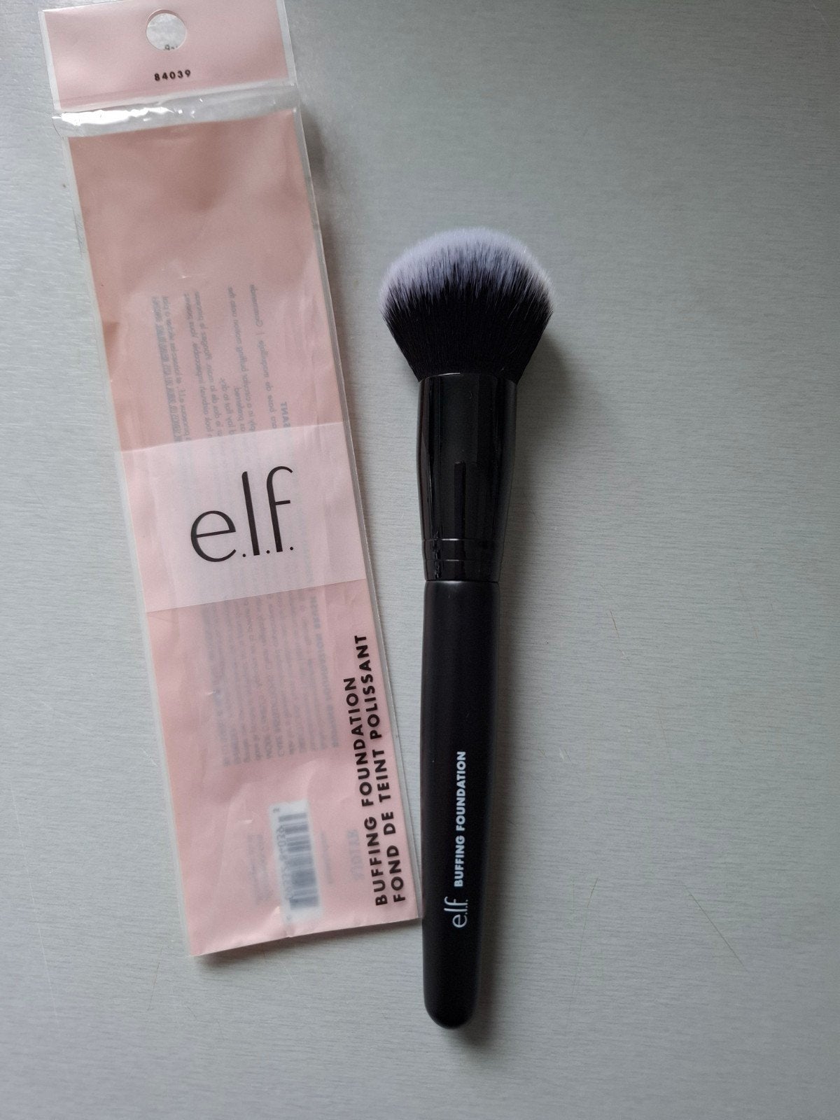 Nieuw ELF Buffing Foundation brush,cream Blush Bronzer kwast, Sieraden, Tassen en Uiterlijk, Gehele gezicht, Zwart, Nieuw, Ophalen of Verzenden