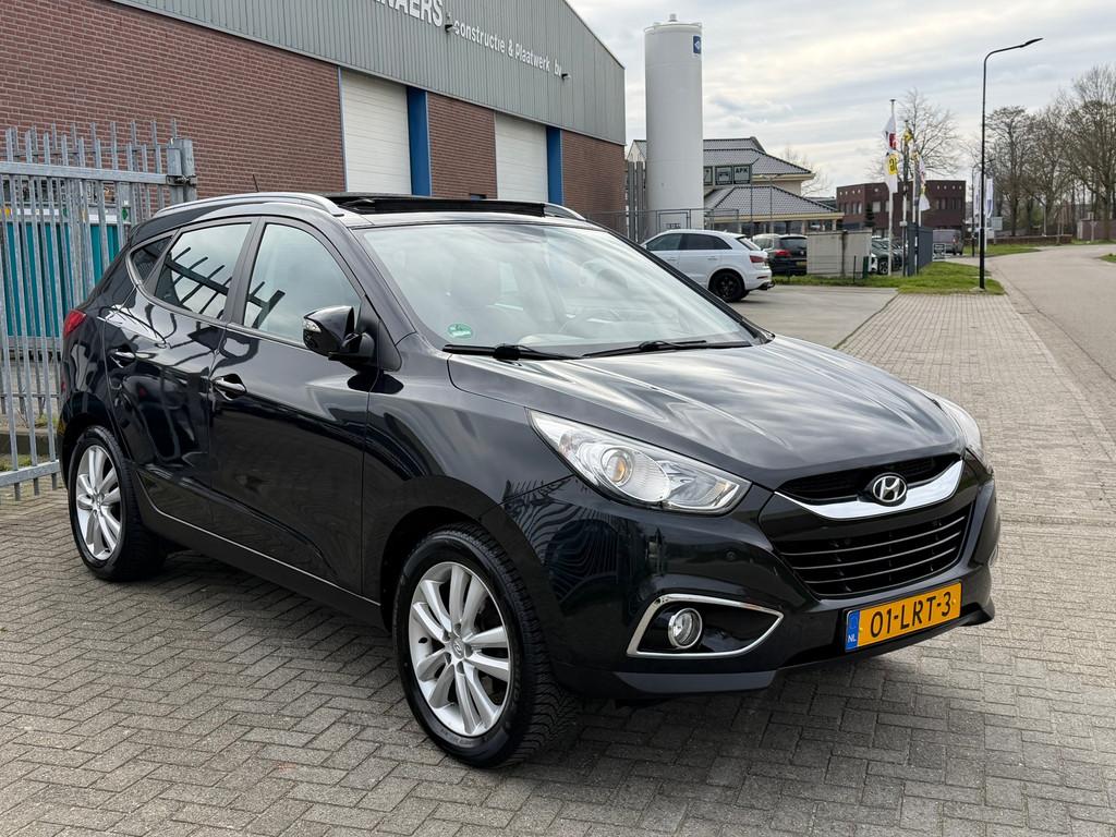 Hyundai Ix35 2.0i 4WD i-Catcher 163PK AUTOMAAT! NL AUTO NAP!, Automaat, Gebruikt, Zwart, 4 cilinders