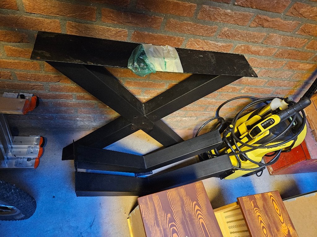 Stalen matrixpoot voor eettafel, Huis en Inrichting, Tafelonderdelen, Ophalen, Tafelpoot, 50 tot 100 cm, 50 tot 100 cm