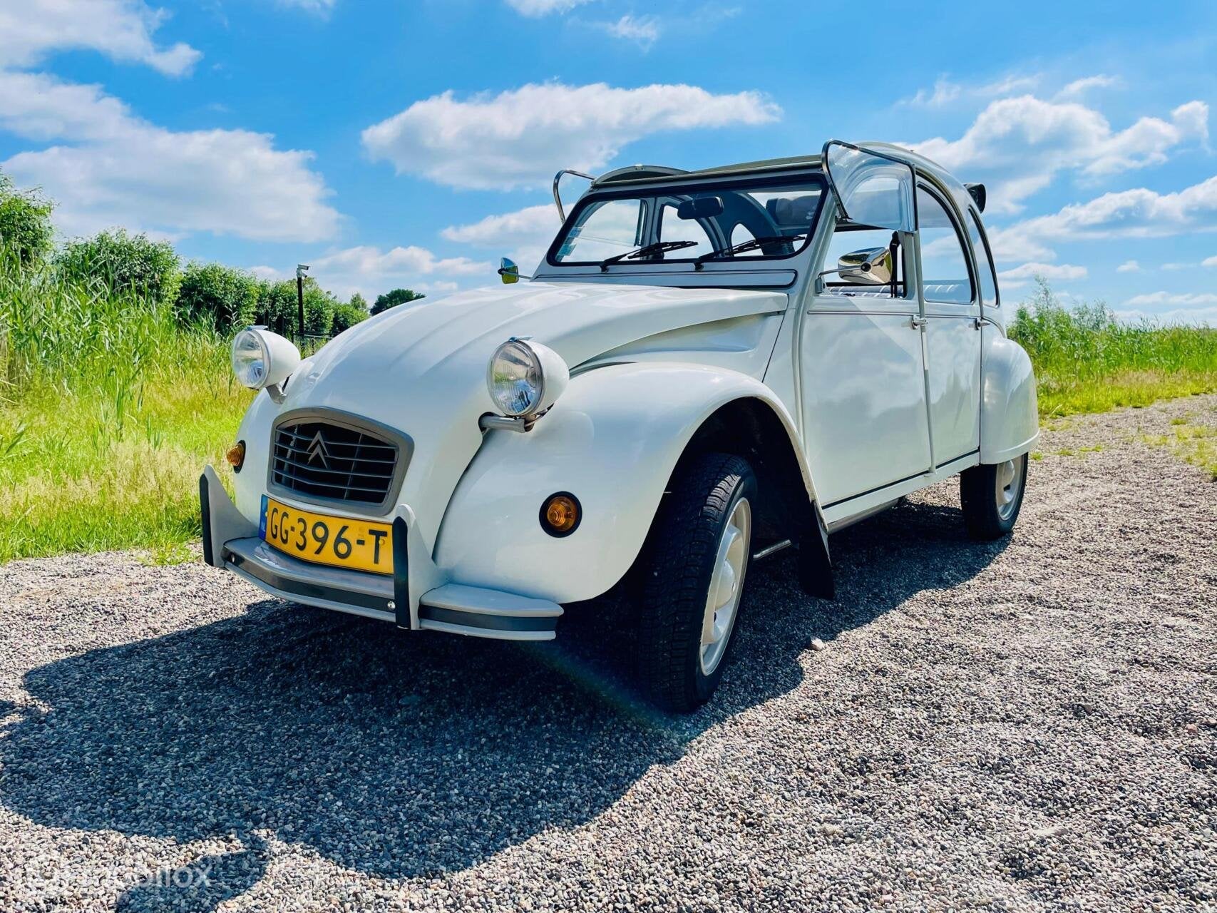 2cv6 Spécial blanc meije 04-1987 114.028 km | Import Fr, Auto's, Voorwielaandrijving, Overige modellen, Cabriolet, 4 stoelen
