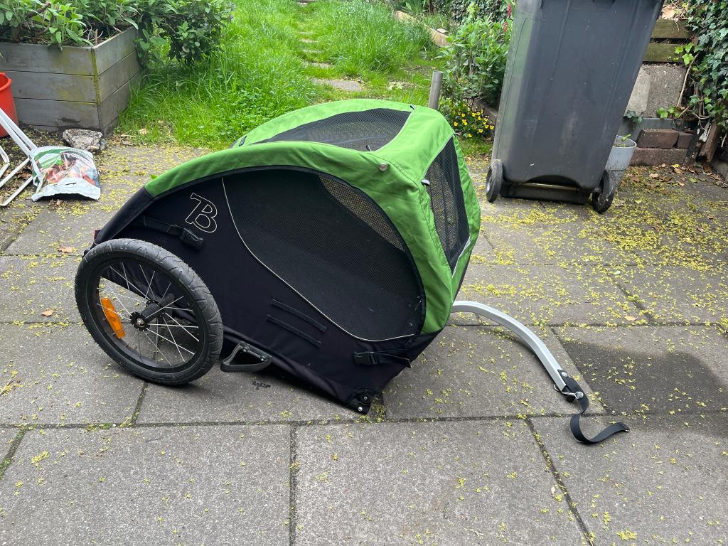 Burley Tail Wagon | Honden fietsaanhanger, Fietsen en Brommers, Fietsaccessoires | Aanhangers en Karren, Ophalen, Gebruikt, Opvouwbaar