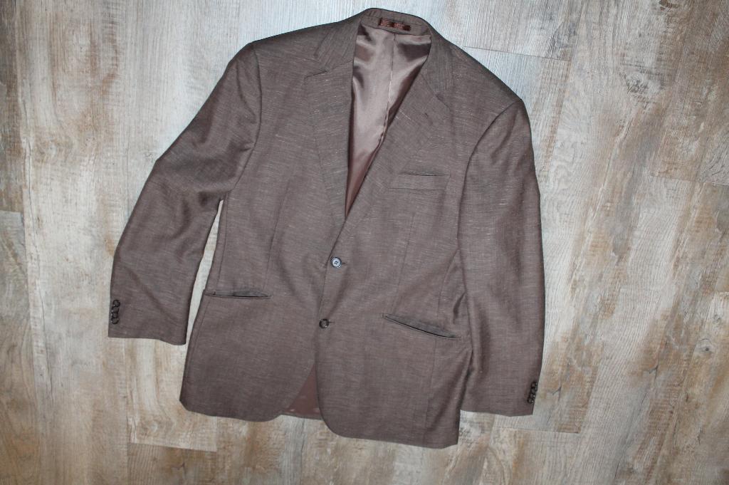 Stijlvol colbert voor een man, Ophalen of Verzenden, Zo goed als nieuw, Maat 48/50 (M), Bruin