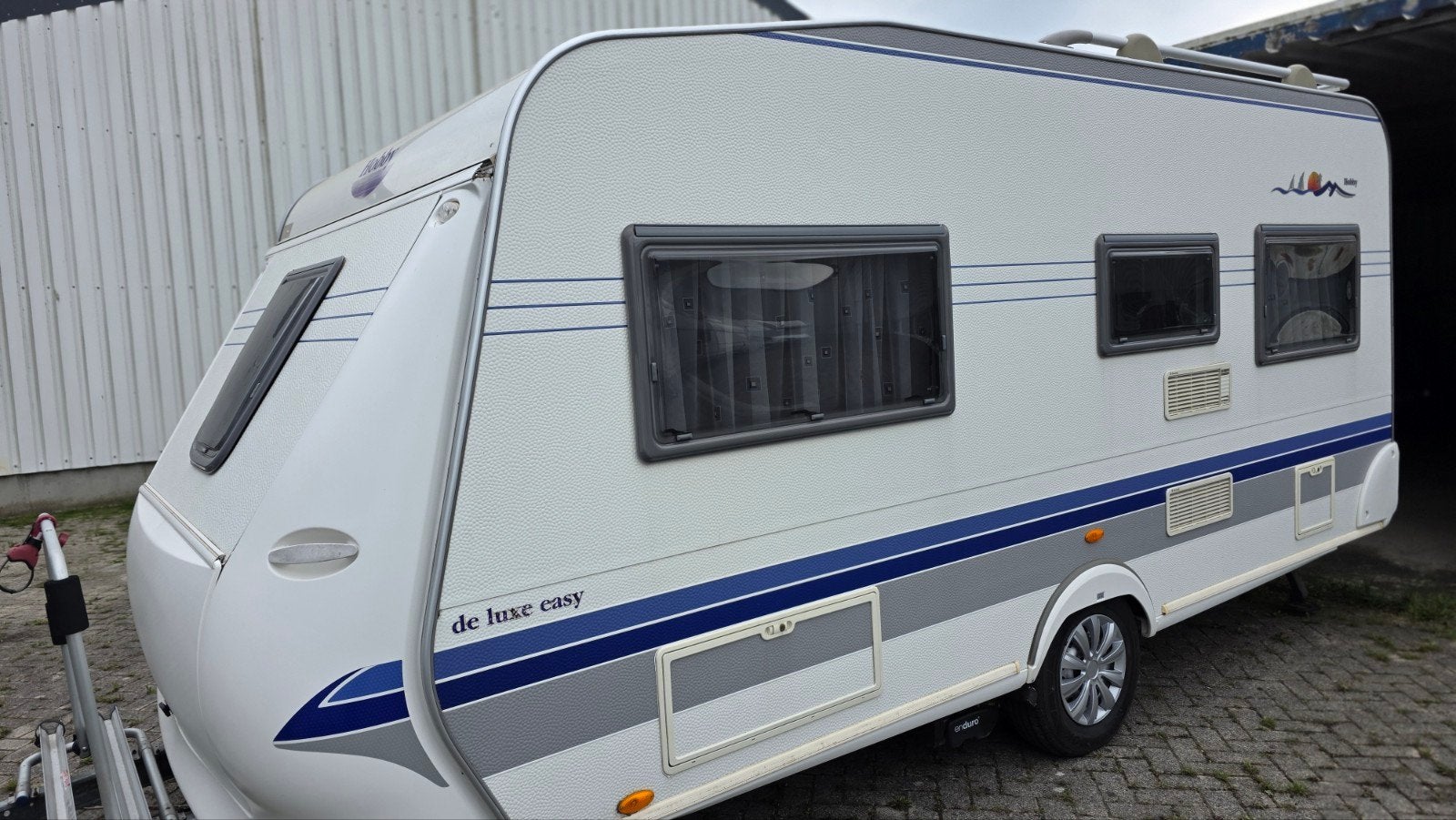 caravan hobby deluxe easy k542 ('06), Caravans en Kamperen, Caravans, Particulier, tot en met 4, 750 - 1000 kg, Rondzit, Hobby