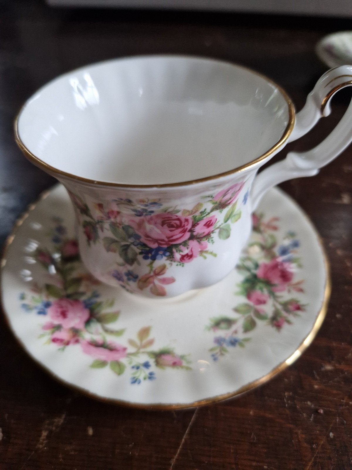 Royal Albert Moss Rose Kop en Schotel - Vintage Porselein, Ophalen of Verzenden