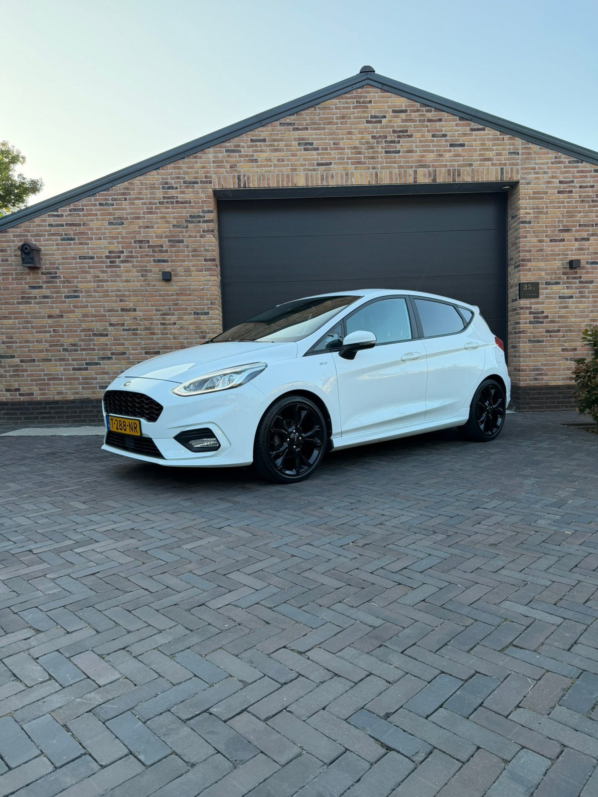 Ford Fiësta 1.0 Ecoboost 100pk 5dr 2017 Wit, Voorwielaandrijving, Zwart, Handgeschakeld, 998 cc