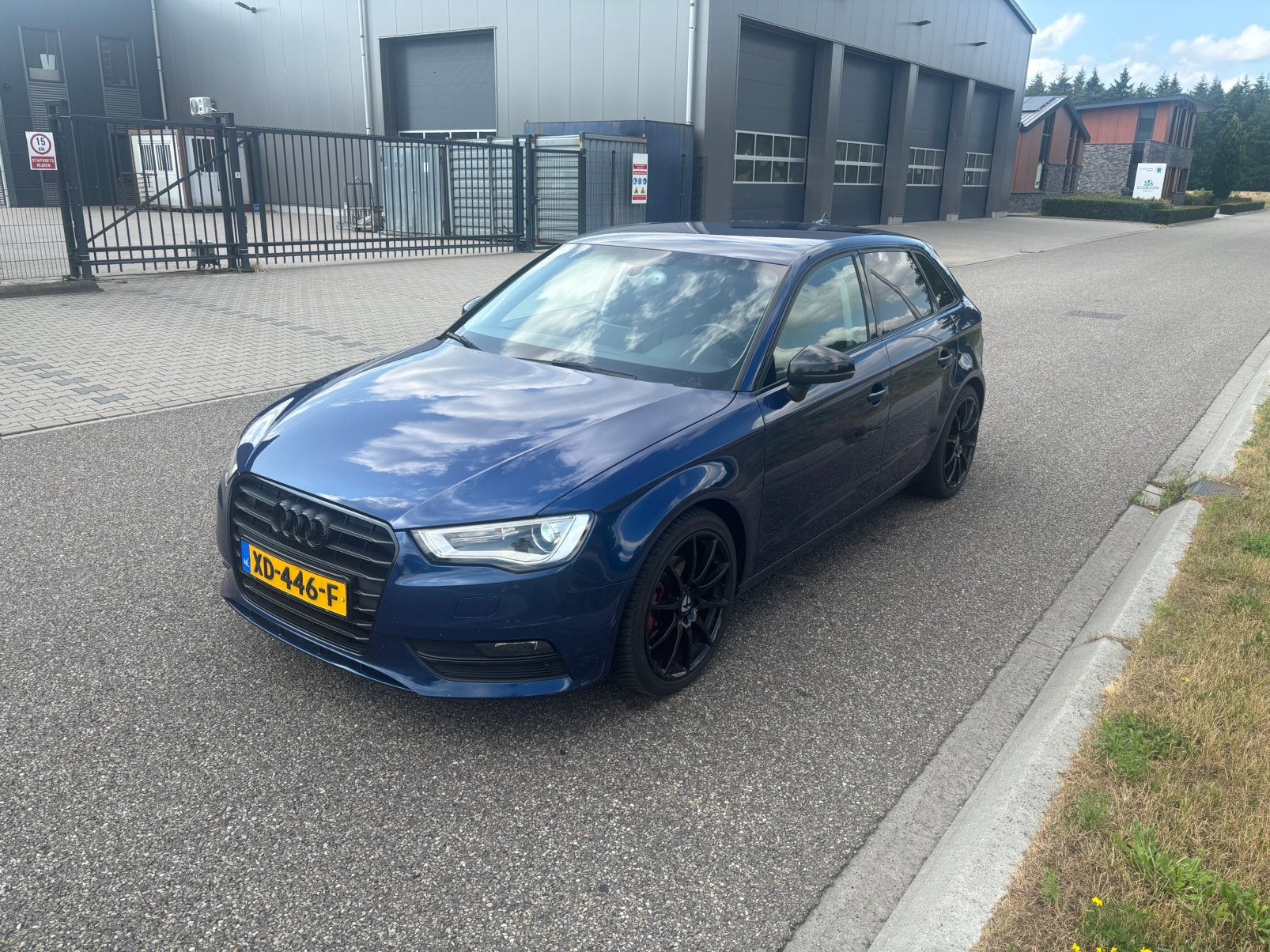 Audi A3 2.0 TDI Sportback 2014 Blauw (185 pk) 185pk, Auto's, Voorwielaandrijving, Stof, Elektronische parkeerrem, Zwart