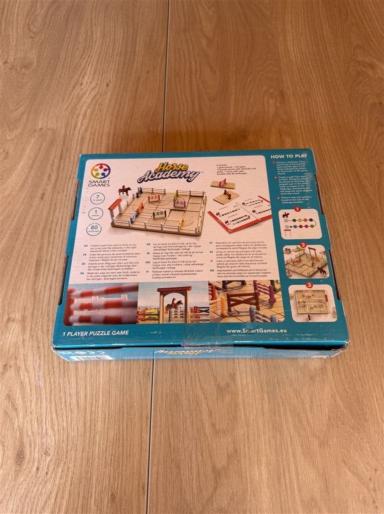 horse academy - smart games - S7247, Ophalen of Verzenden, Zo goed als nieuw