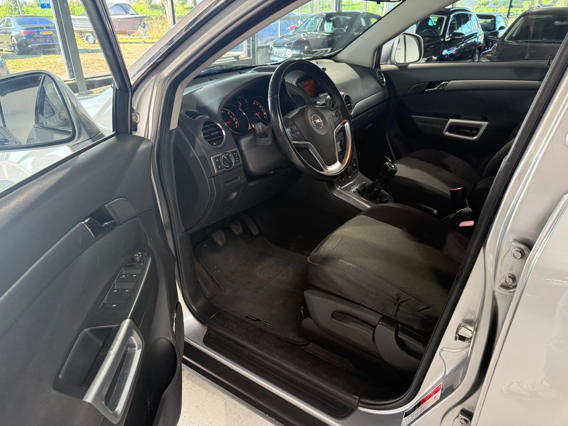 Opel Antara 2.0 CDTi Cosmo 2010 Cruise Airco Goed Onderhoude, Auto's, Opel, 13 km/l, Euro 5, Gebruikt, Origineel Nederlands
