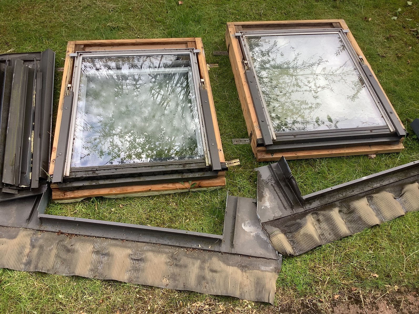 Velux GGL 304 2 stuks, Doe-het-zelf en Verbouw, Glas en Ramen, Ophalen, Gebruikt, Minder dan 80 cm, 80 tot 120 cm