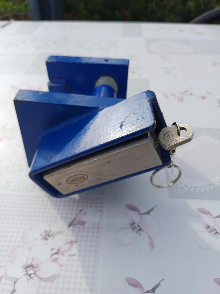 Alko Aks 2000 Disselslot Lockloy, Ophalen of Verzenden