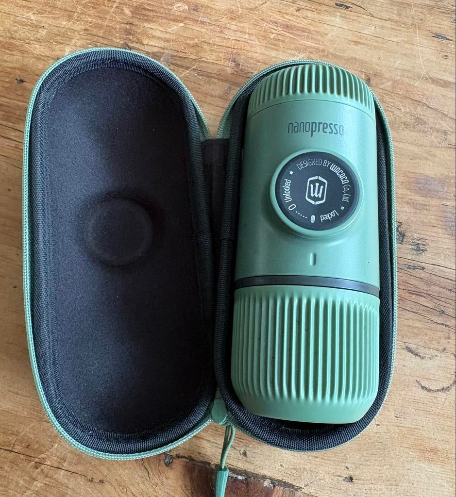 Wacaco Nanopresso Draagbare Espressomachine met Hoes, Ophalen, Espresso apparaat, Gemalen koffie, Zo goed als nieuw