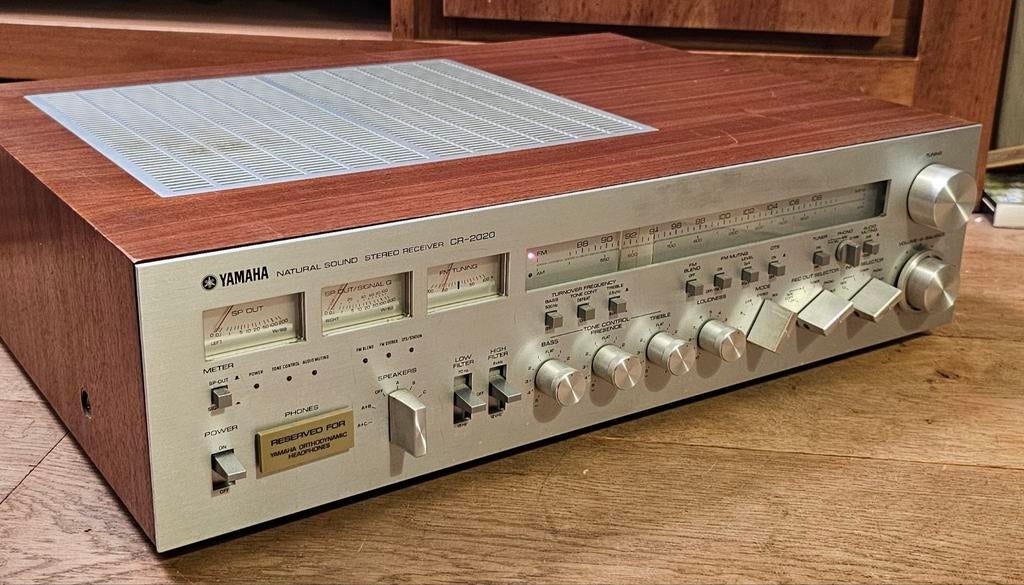 Yamaha CR2020 Vintage '70s monster gereviseerd garantie !, Audio, Tv en Foto, Versterkers en Receivers, Ophalen of Verzenden, YAMAHA