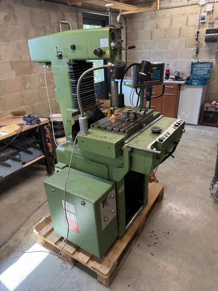 co-boor boor/frees machine Hauser 2DR incl. toebehoren kast., Doe-het-zelf en Verbouw, Gereedschap | Boormachines, Ophalen, Gebruikt