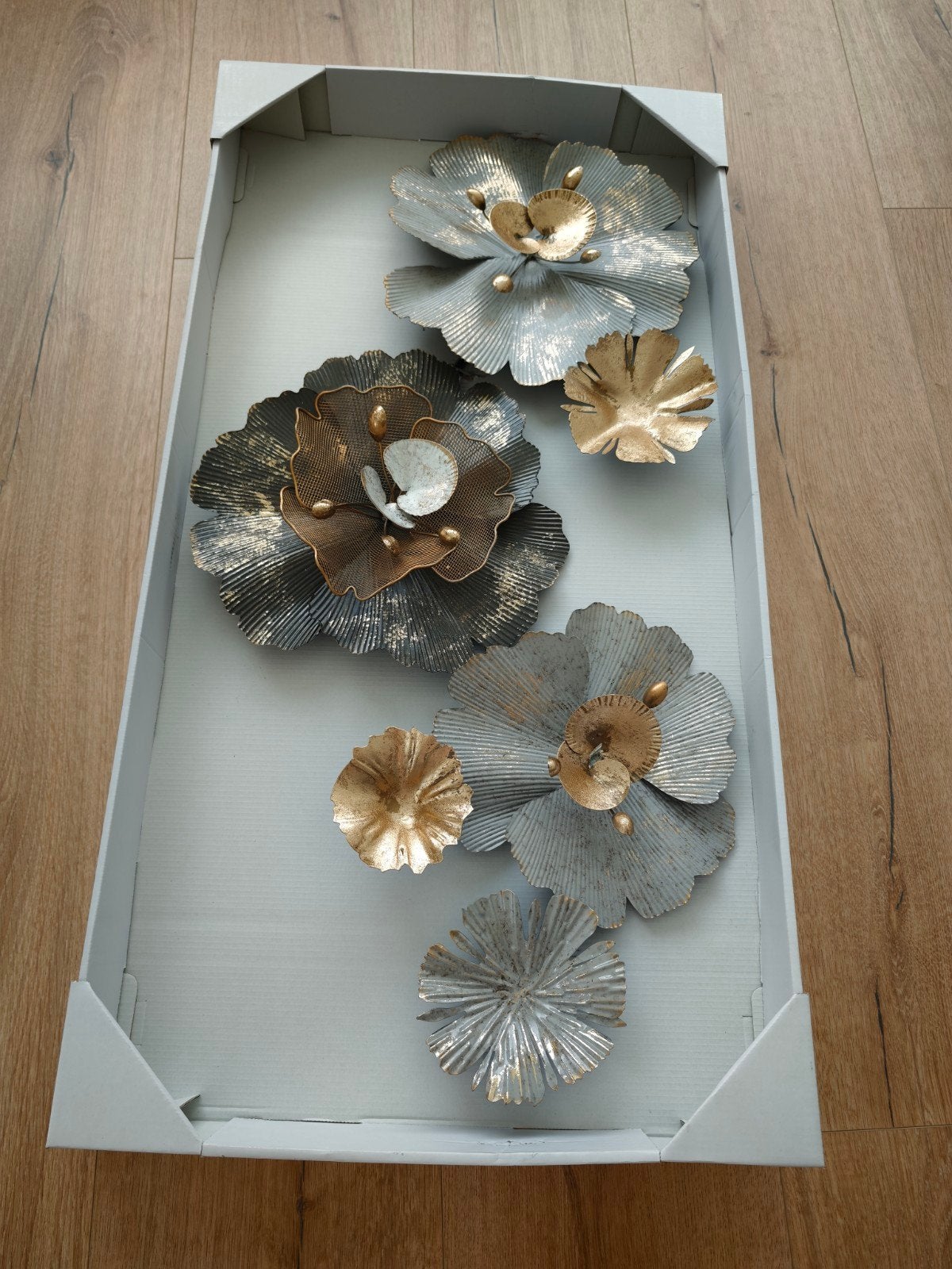Wanddecoratie Bloemen Goud Zilver Champagne Beige 90x50, Wandsculptuur, Nieuw, Met ophangsysteem, Ophalen