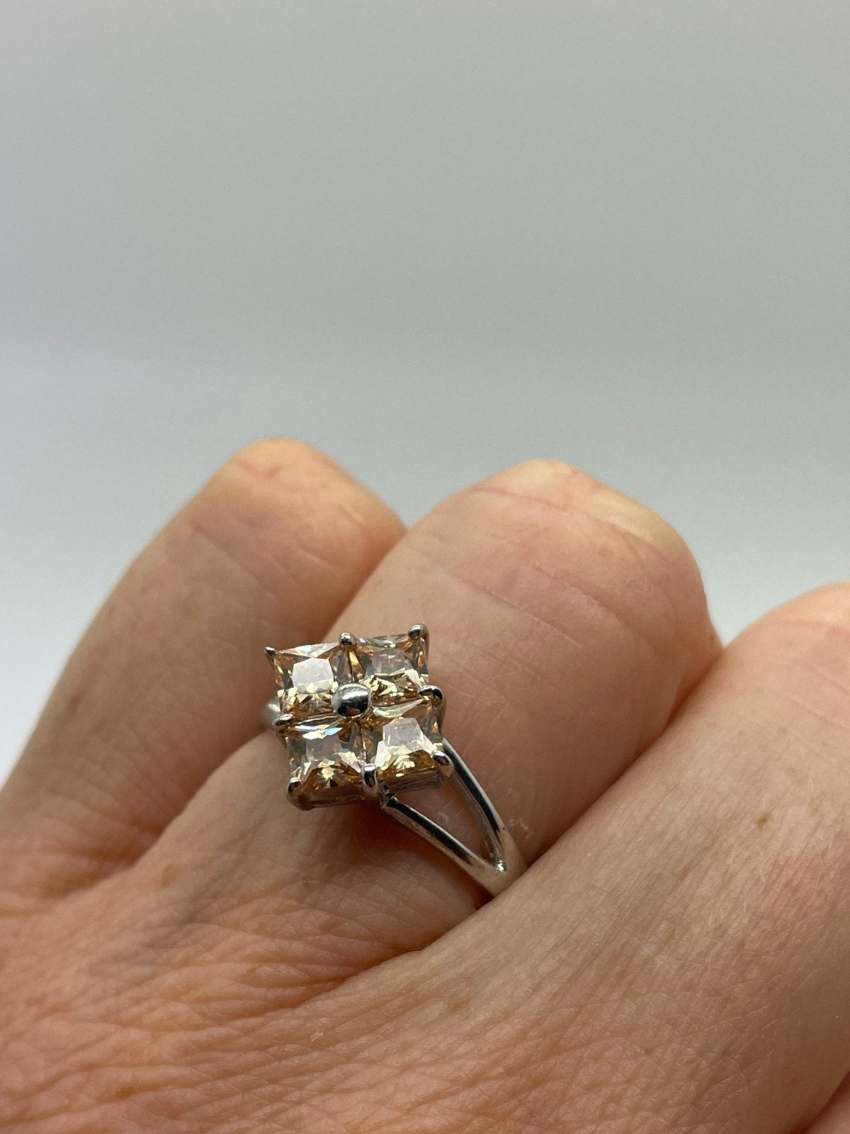 E902 Prachtige zilveren ring oranje steen maat 17,25, Sieraden, Tassen en Uiterlijk, Ringen, Oranje, Ophalen of Verzenden, Zo goed als nieuw