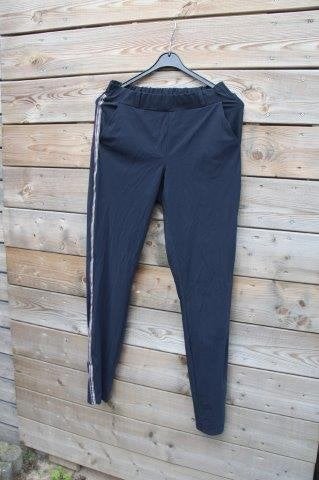 Broek donkerblauw Studio Anneloes mt S Vaste prijs OPRUIMING, Studio Anneloes, Blauw, Ophalen of Verzenden, Zo goed als nieuw