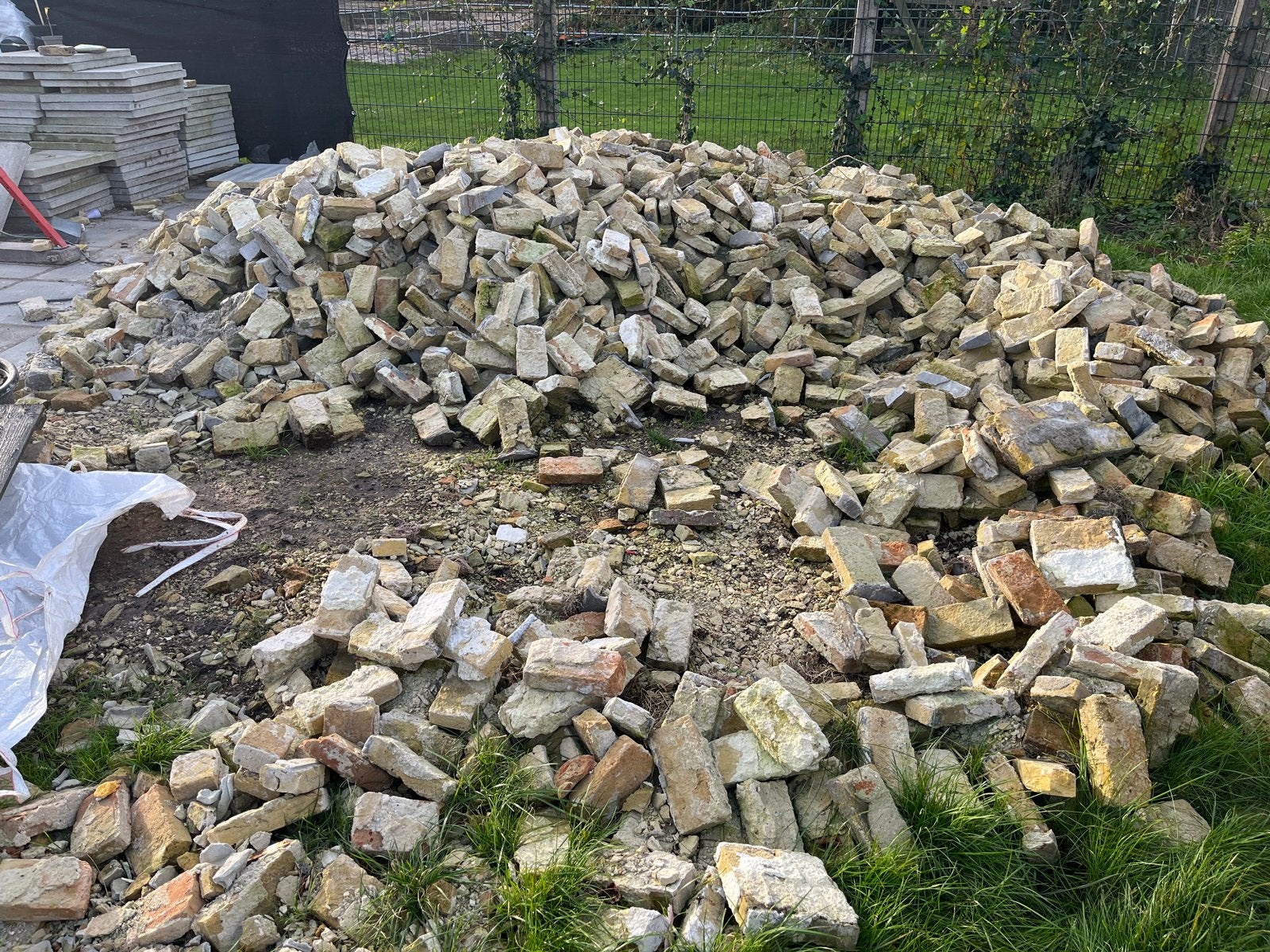 Grote partij friese geeltjes/waaltjes, Ophalen, Gebruikt, Bakstenen