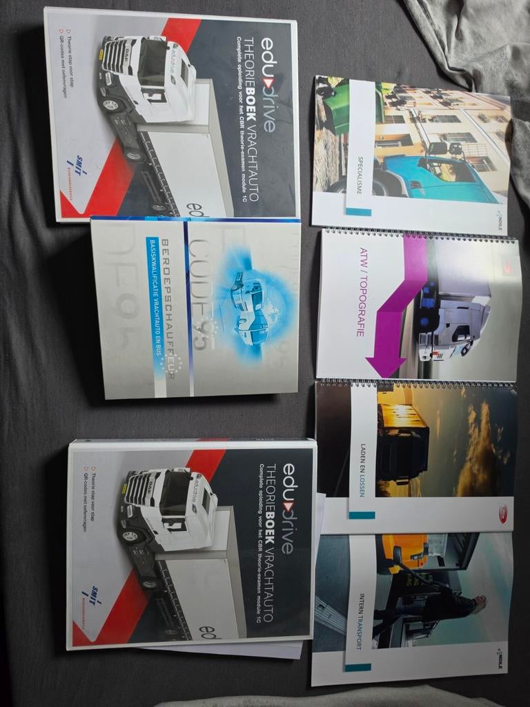 Vrachtwagen theorie boeken + code 95, Boeken, Ophalen of Verzenden