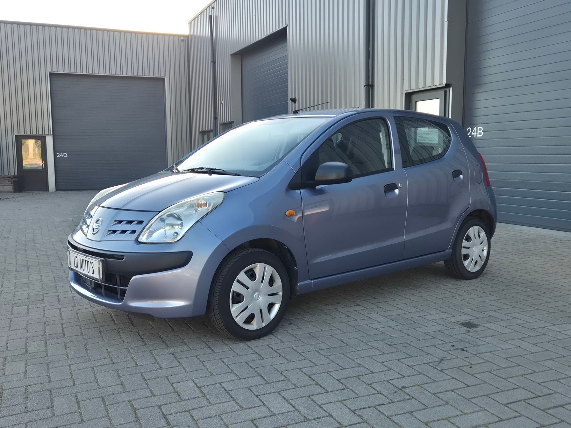 Nissan Pixo 1.0 Visia 5 DEURS Mooie Auto weinig Kilometers N, Voorwielaandrijving, Euro 5, Stof, Gebruikt