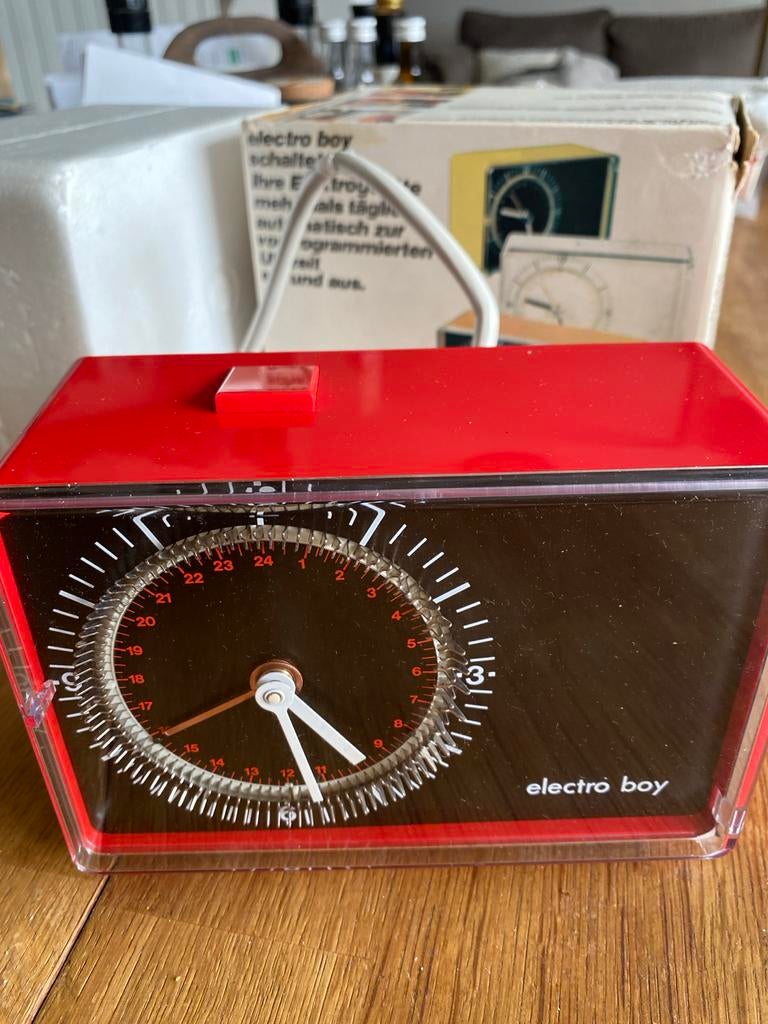 Vintage Electro Boy Schakelaar - Timer Klok Rood, Antiek en Kunst, Antiek | Klokken, Ophalen of Verzenden