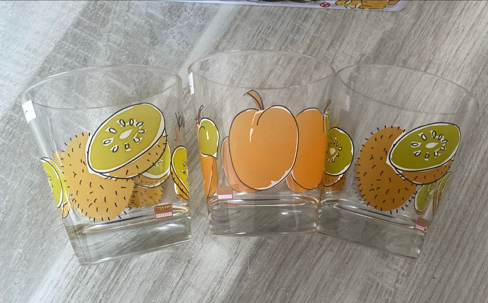Blond Amsterdam glazen fruit serie - 3 euro per stuk, Ophalen of Verzenden, Zo goed als nieuw, Glas, Glas of Glazen