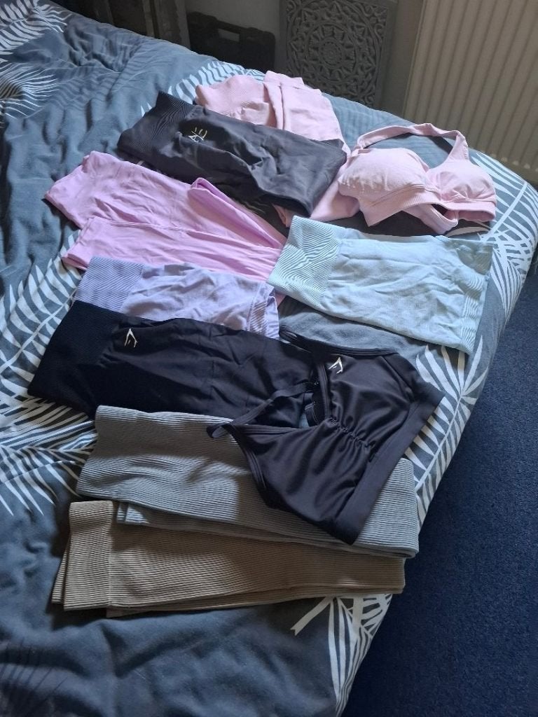pakket 10 stuks sportkleding S-36 INCL.VERZENDEN, Ophalen of Verzenden, Zo goed als nieuw, Maat 36 (S)