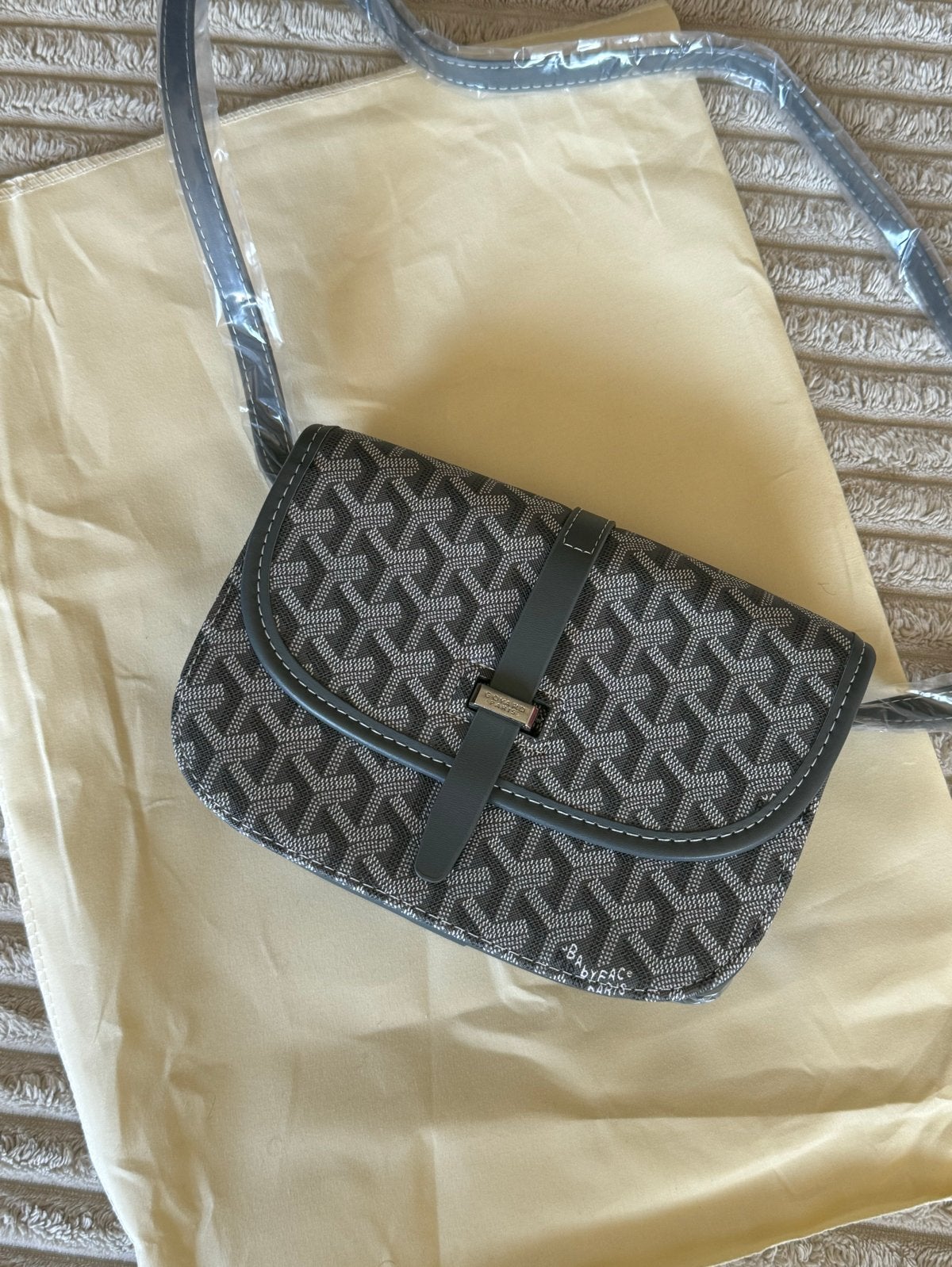 Goyard Belvedere PM crossbodytas - Nieuwstaat, Ophalen of Verzenden, Nieuw, Grijs, Schoudertasje