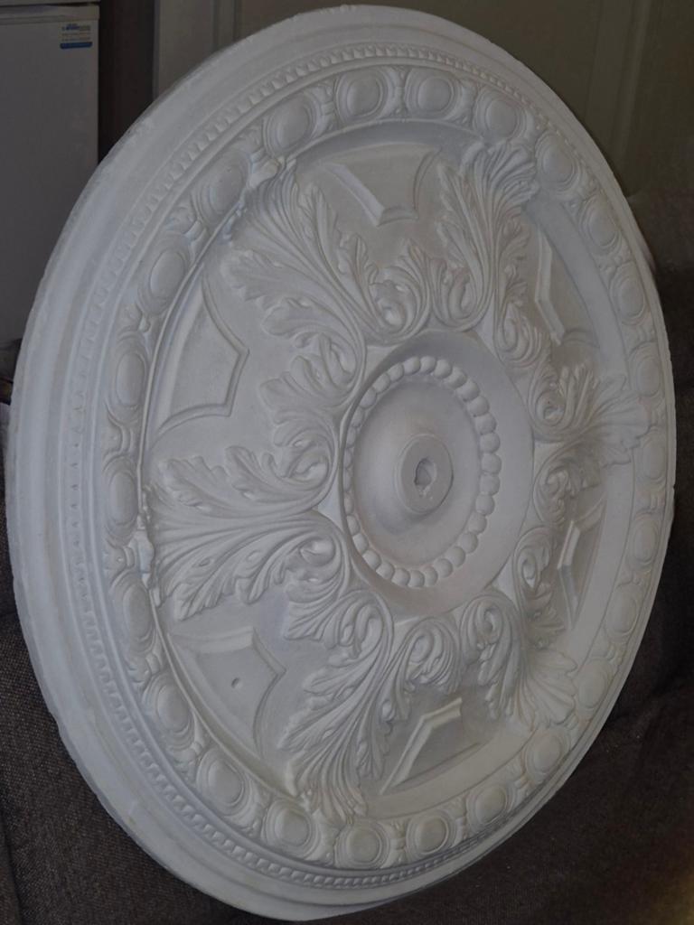 Ornament Plafond 72 cm, Ophalen of Verzenden, Zo goed als nieuw