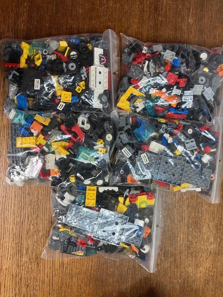 Lot LEGO 200 onderdelen om zelf voertuigen te bouwen, Ophalen of Verzenden, Gebruikt, Losse stenen, Lego