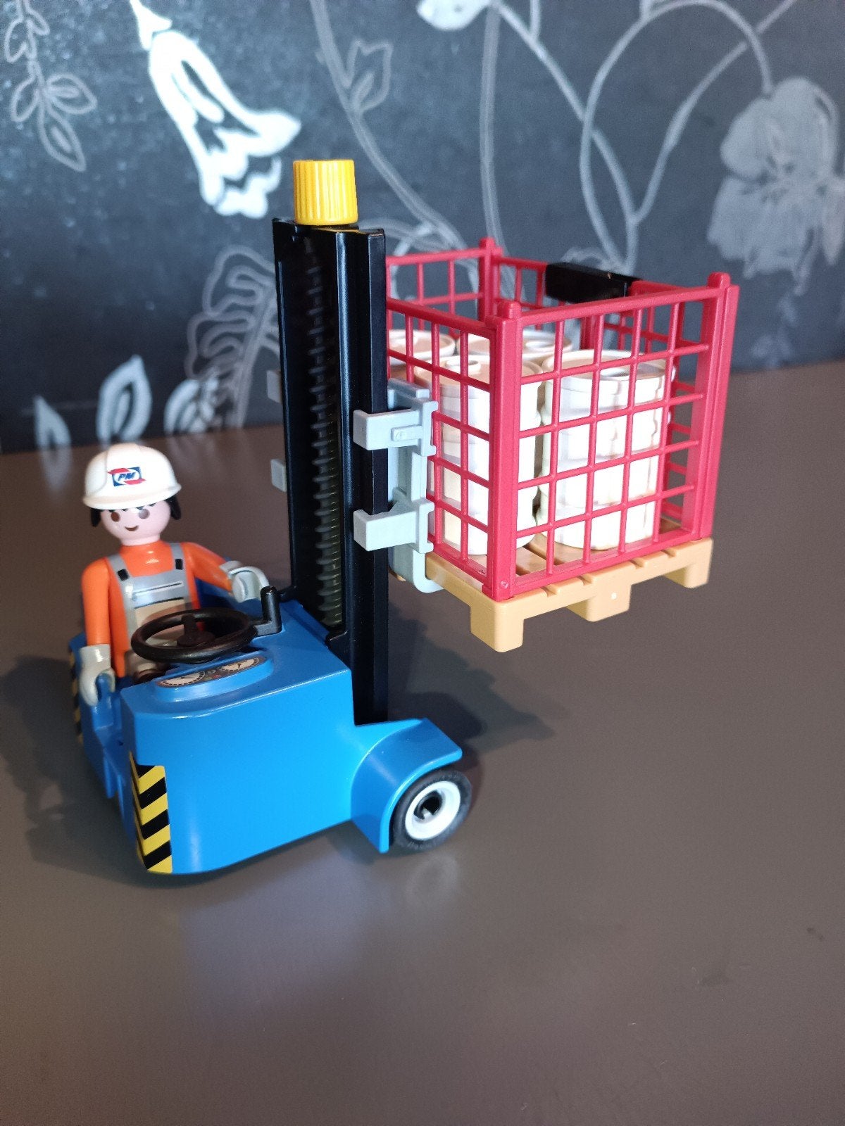 Playmobil Heftruck met figuur en accessoires, Ophalen of Verzenden, Gebruikt, Jongen of Meisje