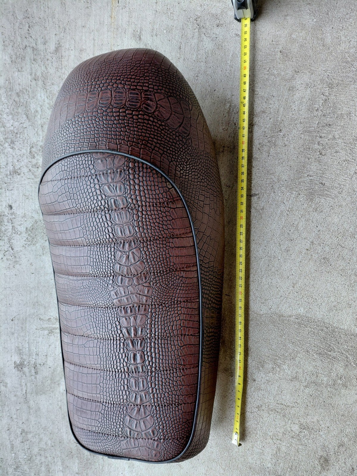 Zadel met krokodillenleer-look voor motor/Cafe racer, Ophalen of Verzenden
